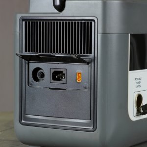 Портативная электростанция FUBAG AS 2400i (аккумулятор LiFePO4) в Ярославле фото
