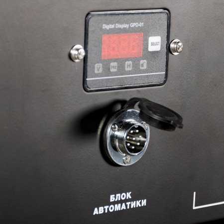 Бензиновый генератор с электростартером и коннектором автоматики FUBAG BS 7500 A ES в Ярославле фото